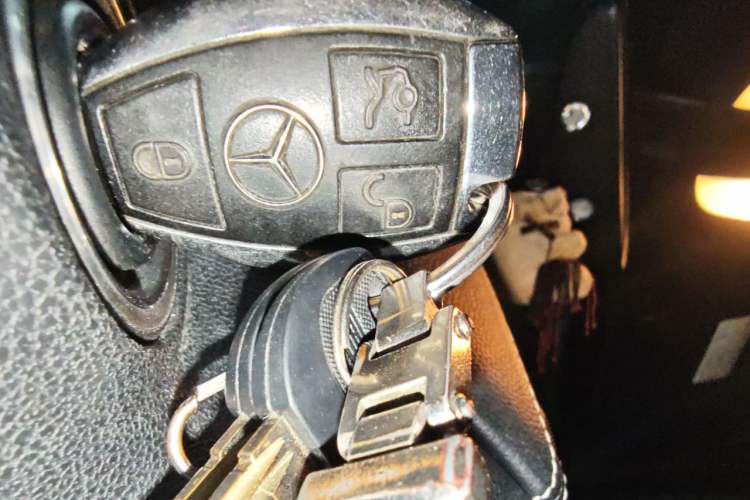 Used Mercedes-Benz M-Class 2010 ML 350 4MATIC Luxury Special Edition Vehicle Key