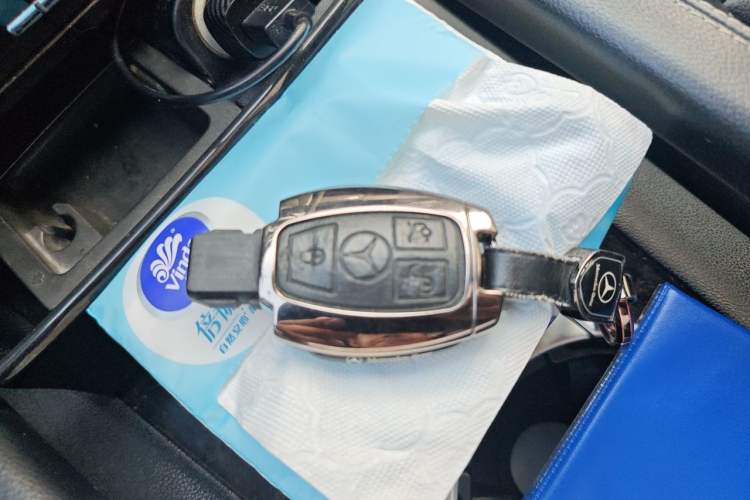 Used Mercedes-Benz M-Class 2010 ML 350 4MATIC Luxury Model Vehicle Key