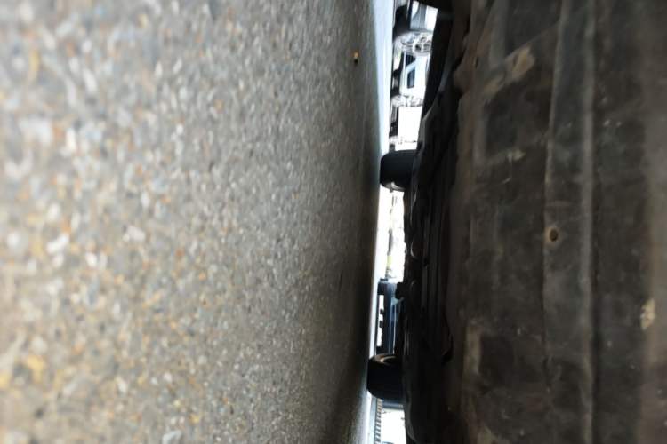 Used Mercedes-Benz M-Class 2010 ML 350 4MATIC Luxury Model Chassis Front