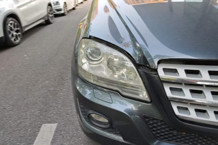 Used Mercedes-Benz M-Class 2010 ML 350 4MATIC Luxury Model Right Front Headlight