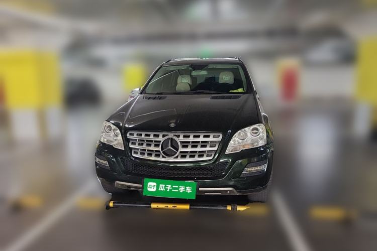 Used Mercedes-Benz M-Class 2010 ML 300 4MATIC Front
