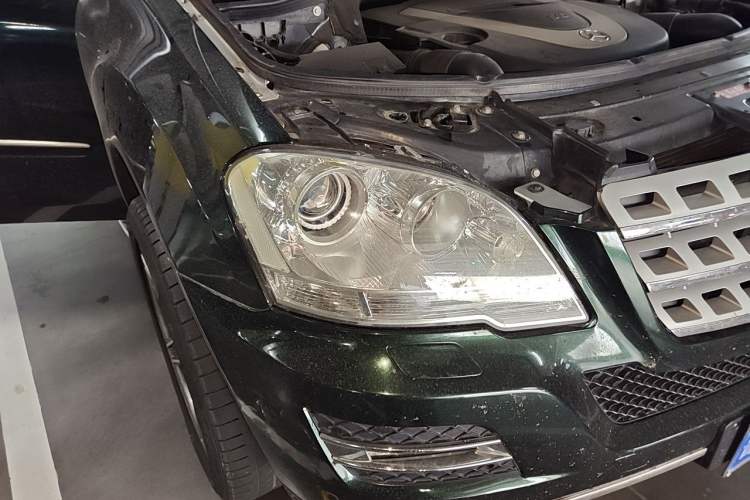 Used Mercedes-Benz M-Class 2010 ML 300 4MATIC Right Front Headlight
