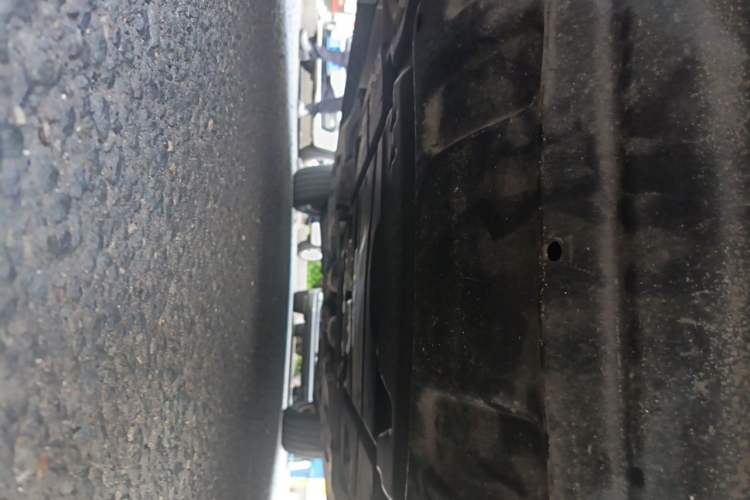 Used Mercedes-Benz M-Class 2010 ML 300 4MATIC Chassis Front