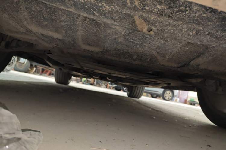Used Mercedes-Benz M-Class 2010 ML 300 4MATIC Chassis Front