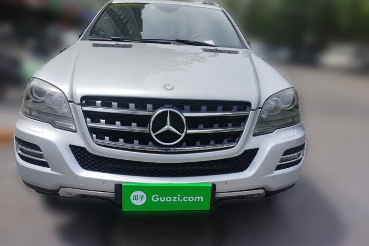 Used Mercedes-Benz M-Class 2010 ML 350 4MATIC Luxury Model Front