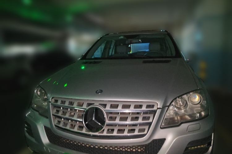 Used Mercedes-Benz M-Class 2010 ML 300 4MATIC Front
