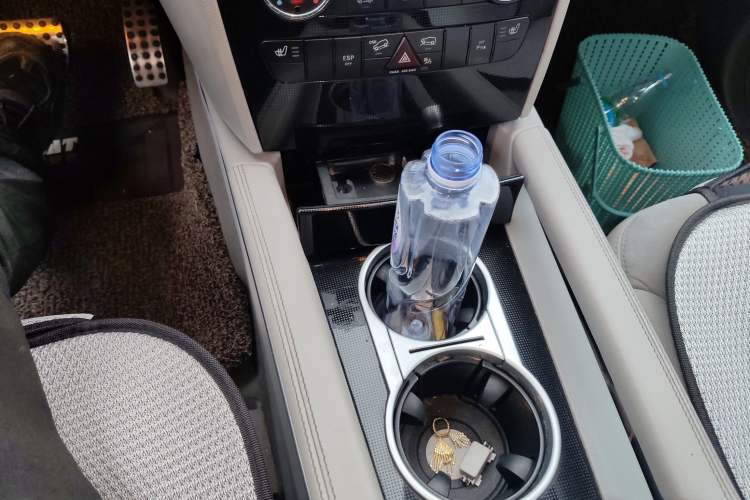 Used Mercedes-Benz M-Class 2010 ML 300 4MATIC Gear Lever