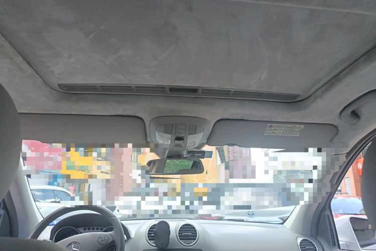 Used Mercedes-Benz M-Class 2010 ML 300 4MATIC Headliner