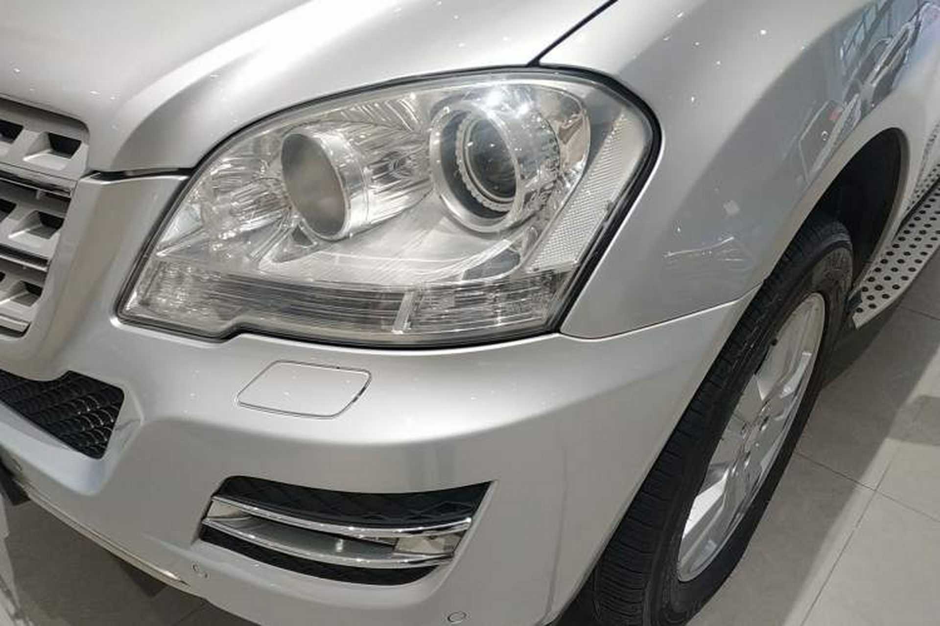 Used Mercedes-Benz M-Class 2010 ML 300 4MATIC Left Front Headlight