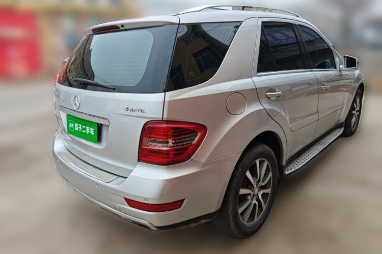 Used Mercedes-Benz M-Class 2010 ML 350 4MATIC Luxury Special Edition Rear Right 45 Deg
