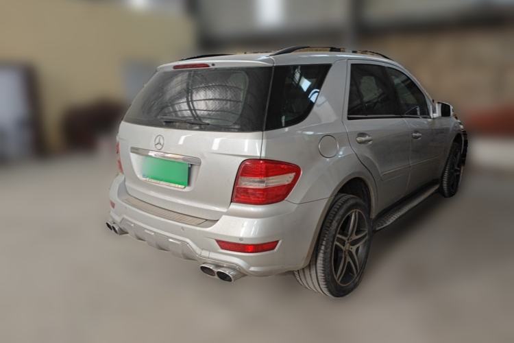 Used Mercedes-Benz M-Class 2010 ML 300 4MATIC Rear Right 45 Deg