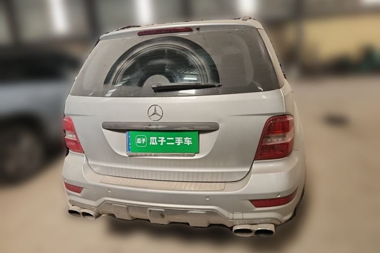 Used Mercedes-Benz M-Class 2010 ML 300 4MATIC Rear