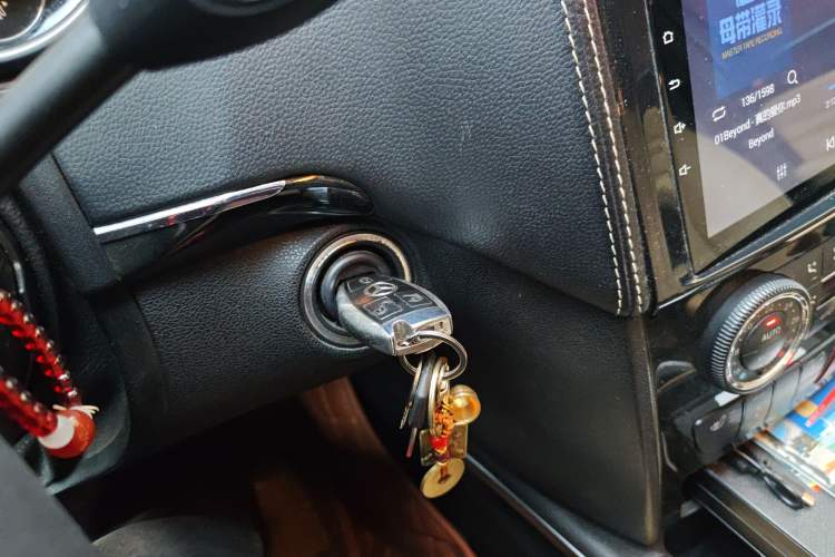 Used Mercedes-Benz M-Class 2010 ML 350 4MATIC Luxury Special Edition Vehicle Key