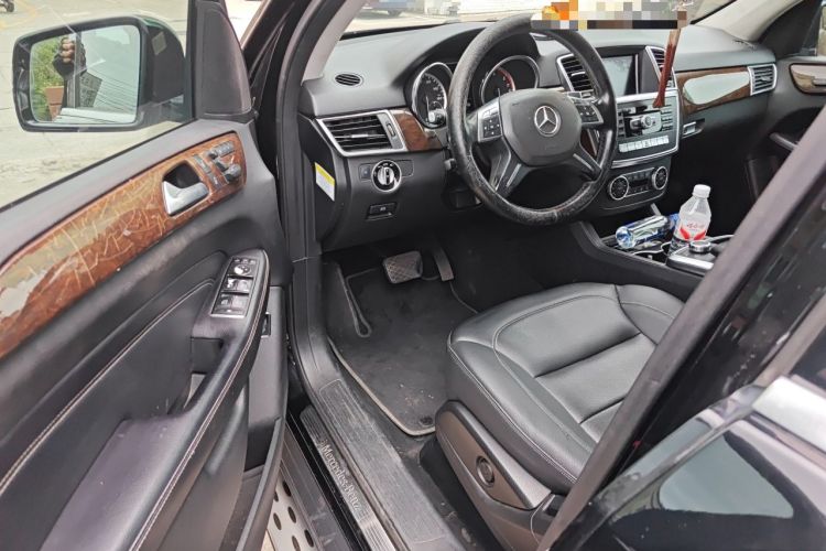 Used Mercedes-Benz M-Class  Driver Seat