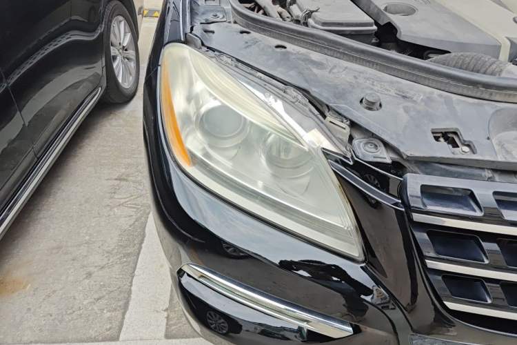 Used Mercedes-Benz M-Class  Right Front Headlight