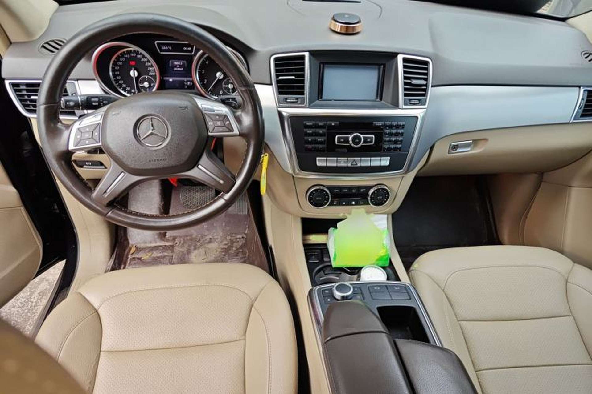 Used Mercedes-Benz M-Class  Center Console