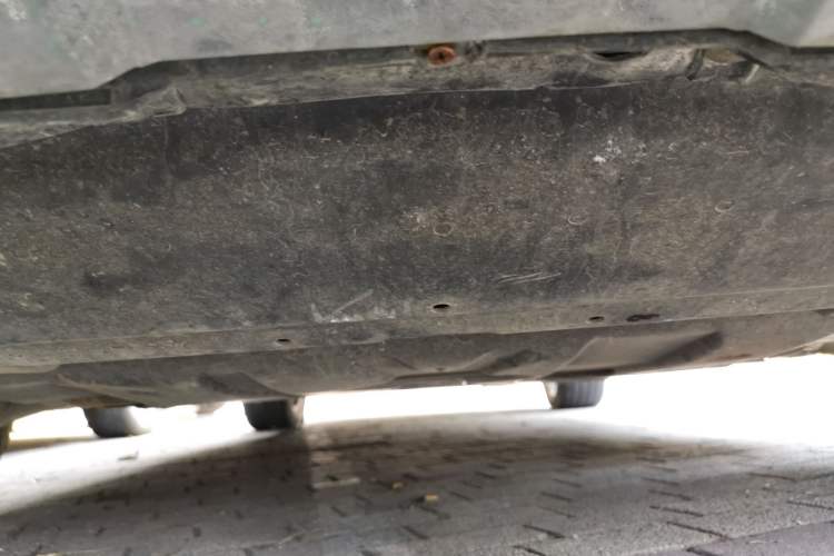 Used Mercedes-Benz M-Class 2012 ML 350 Luxury Edition Chassis Front
