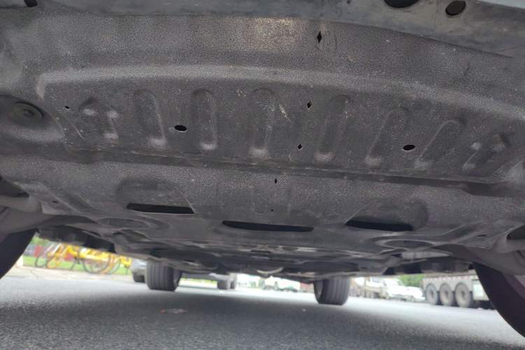 Used Mercedes-Benz M-Class  Chassis Front