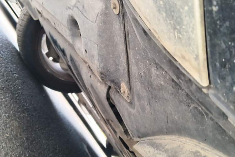Used Mercedes-Benz M-Class 2012 ML 350 Sport Edition Chassis Front