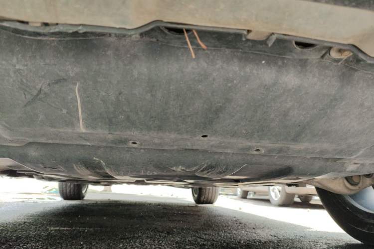Used Mercedes-Benz M-Class 2012 ML 350 Luxury Edition Chassis Front