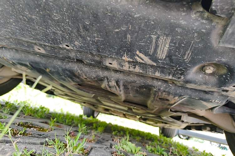 Used Mercedes-Benz M-Class 2012 ML 350 Sport Edition Chassis Front