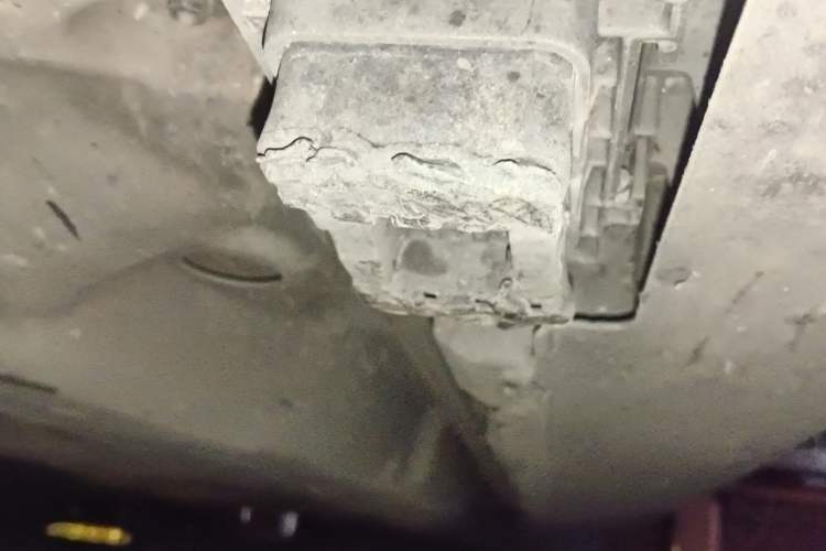 Used Mercedes-Benz M-Class 2012 ML 350 Sport Edition Chassis Front Left