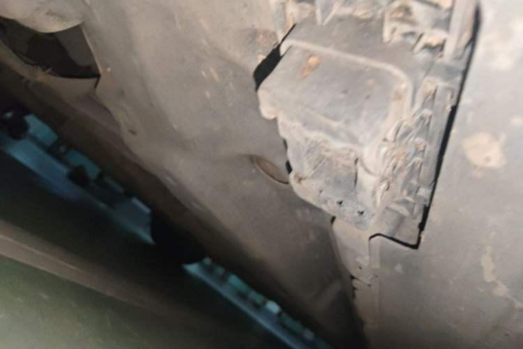 Used Mercedes-Benz M-Class 2012 ML 350 Luxury Edition Chassis Front Left