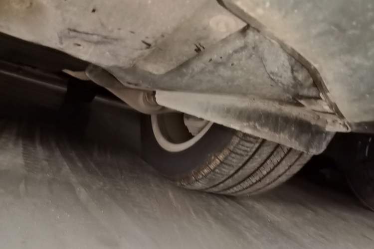 Used Mercedes-Benz M-Class 2012 ML 300 Chassis Front Left