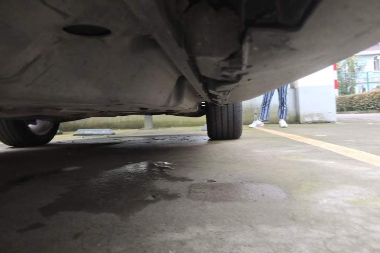 Used Mercedes-Benz M-Class 2012 ML 300 Chassis Front Left