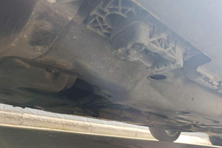 Used Mercedes-Benz M-Class 2012 ML 350 Sport Edition Chassis Front Left