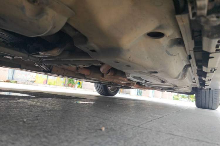 Used Mercedes-Benz M-Class 2012 ML 350 Sport Edition Chassis Front Left