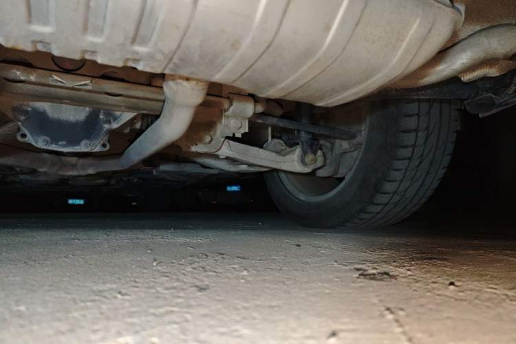 Used Mercedes-Benz M-Class 2012 ML 350 Luxury Edition Chassis Front Left