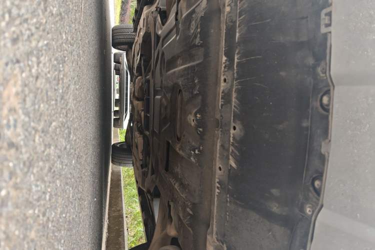 Used Mercedes-Benz M-Class 2012 ML 350 Sport Edition Chassis Front