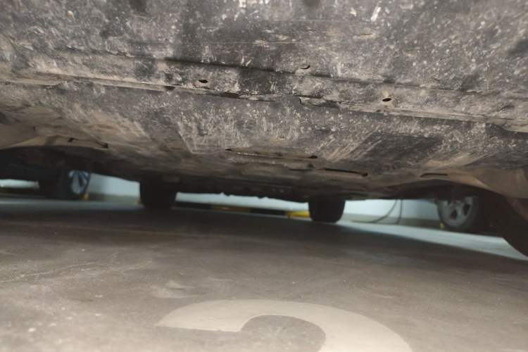 Used Mercedes-Benz M-Class 2012 ML 350 Sport Edition Chassis Front