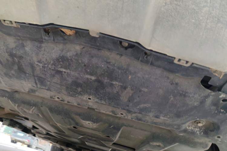 Used Mercedes-Benz M-Class 2012 ML 350 Sport Edition Chassis Front
