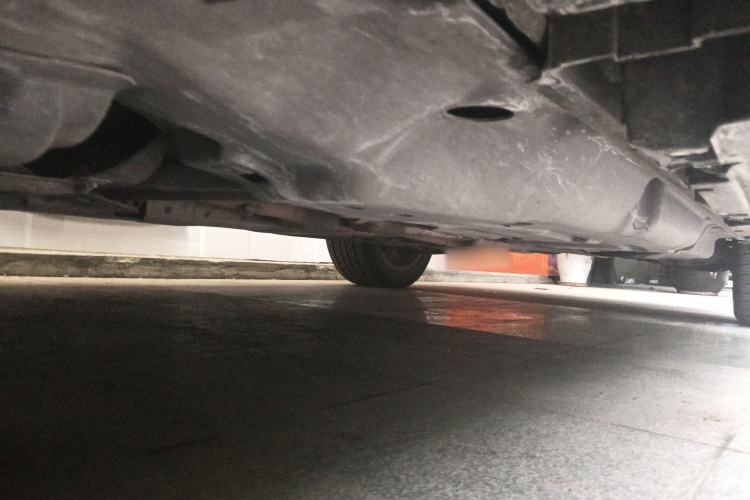 Used Mercedes-Benz M-Class 2012 ML 300 Chassis Front Right