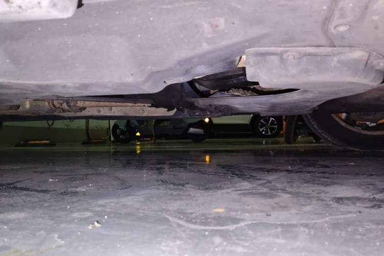 Used Mercedes-Benz M-Class 2012 ML 300 Chassis Front Right