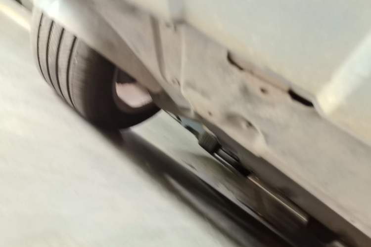 Used Mercedes-Benz M-Class 2012 ML 300 Chassis Front Right