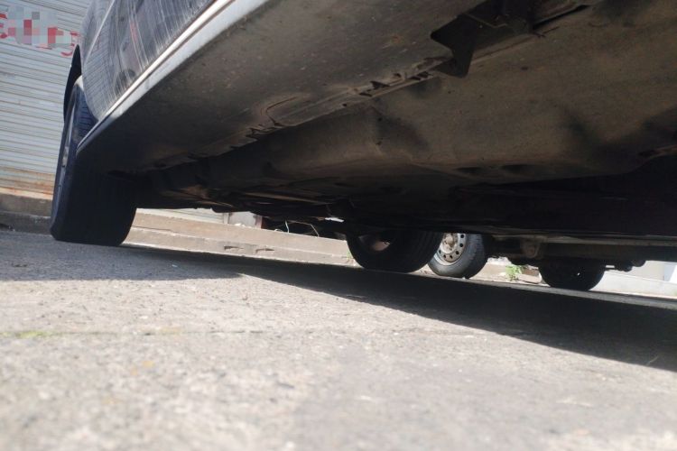 Used Mercedes-Benz M-Class 2012 ML 300 Chassis Front Right
