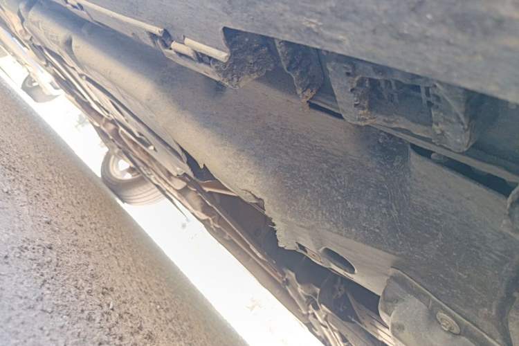 Used Mercedes-Benz M-Class 2012 ML 300 Chassis Front Right