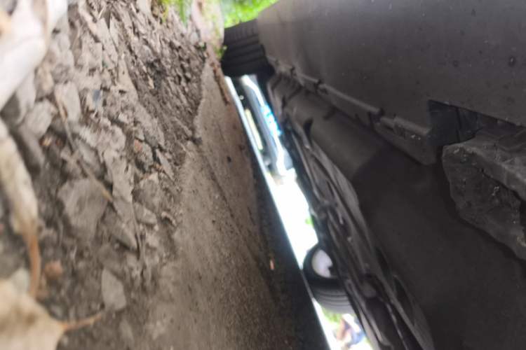 Used Mercedes-Benz M-Class 2012 ML 350 Sport Edition Chassis Front Right