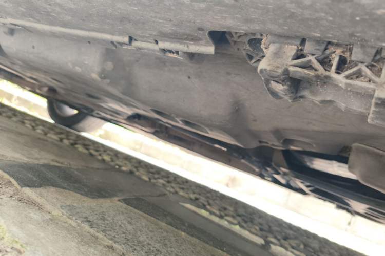 Used Mercedes-Benz M-Class 2012 ML 350 Sport Edition Chassis Front Right