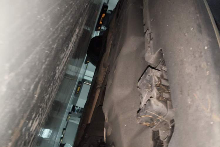 Used Mercedes-Benz M-Class 2012 ML 350 Sport Edition Chassis Front Right