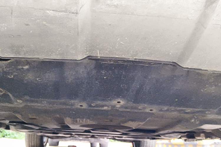 Used Mercedes-Benz M-Class 2012 ML 350 Luxury Edition Chassis Front