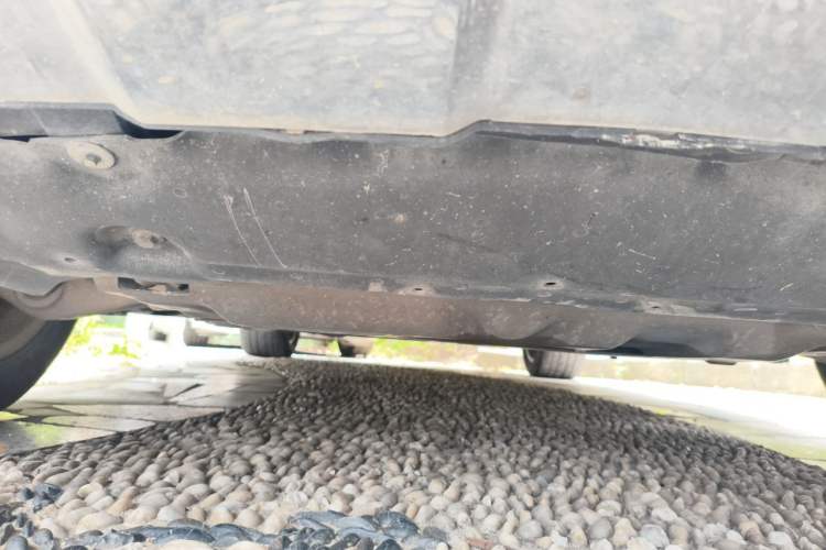 Used Mercedes-Benz M-Class 2012 ML 350 Sport Edition Chassis Front