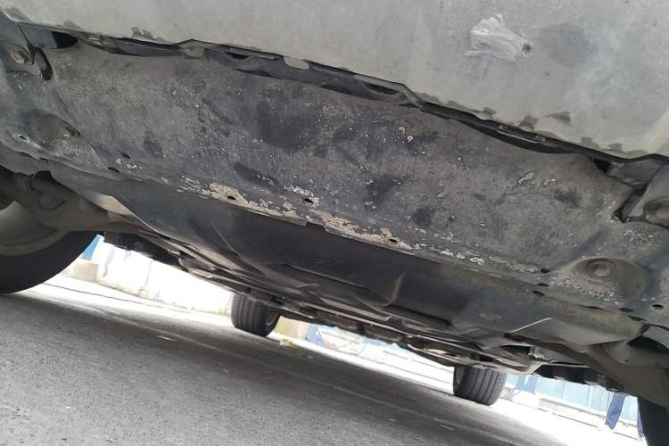 Used Mercedes-Benz M-Class 2012 ML 350 Sport Edition Chassis Front