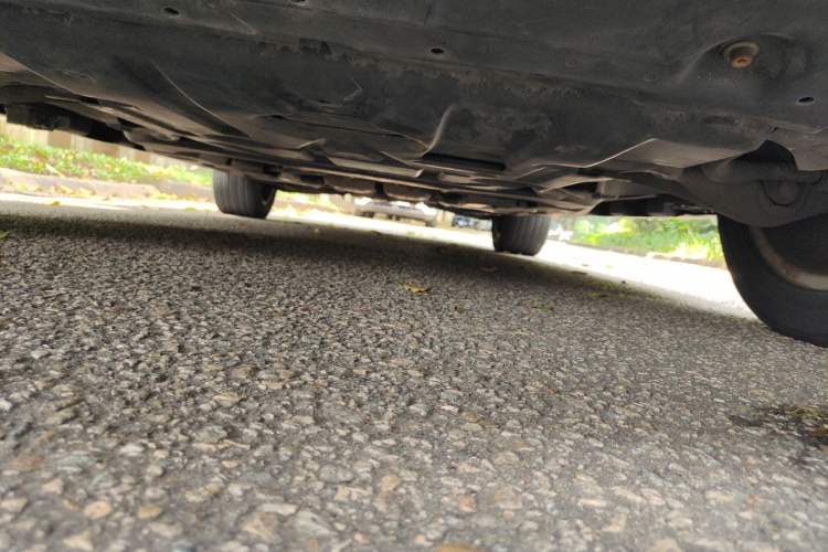 Used Mercedes-Benz M-Class 2012 ML 350 Sport Edition Chassis Front