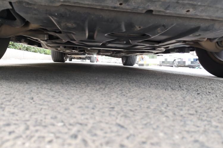 Used Mercedes-Benz M-Class 2012 ML 350 Sport Edition Chassis Front