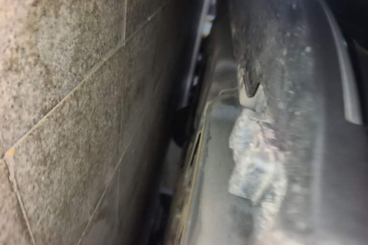 Used Mercedes-Benz M-Class 2012 ML 350 Luxury Edition Chassis Rear Left