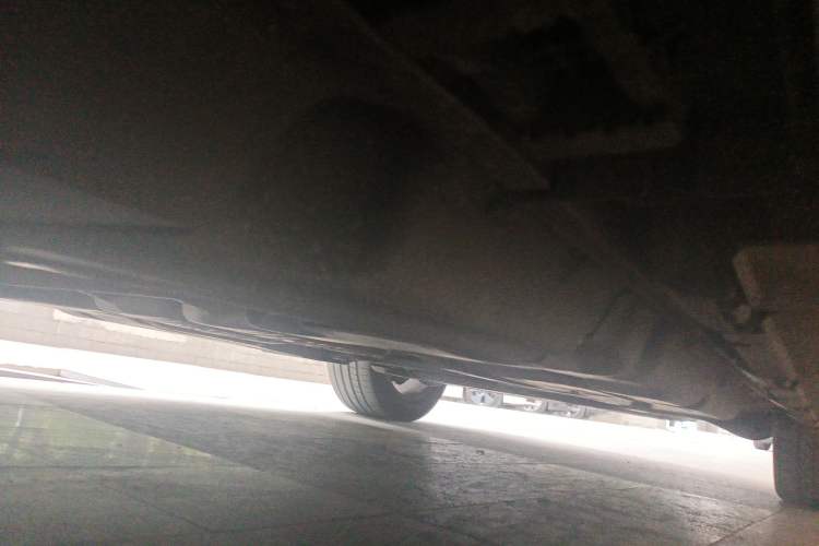 Used Mercedes-Benz M-Class 2012 ML 300 Chassis Rear Left